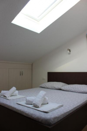Sara Apartments